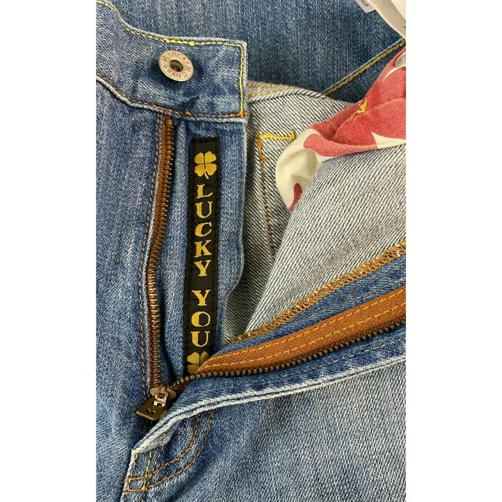 Lucky Brand please see
